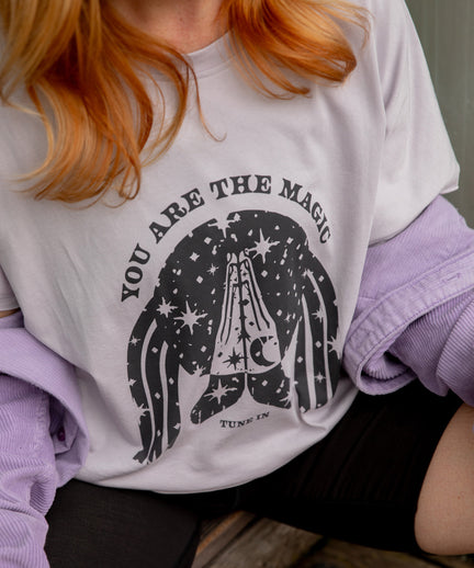 Yoga Boxy T-Shirt You Are The Magic by Nuri Rodríguez Bio Baumwolle Tencel™ Sora - lila | color:lila | yoga damen boxy t-shirt sora 108 | bio baumwolle tencel | t-shirt 108 nuri rodríguez you are the magic | yoga damen t-shirt nachhaltig