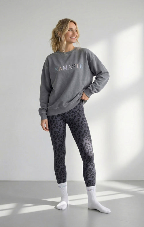 | color:weiss | yoga damen yoga socken namaste ava | bio baumwolle recycelt polyester | yoga sportsocken namaste | yoga damen yoga sportsocken nachhaltig