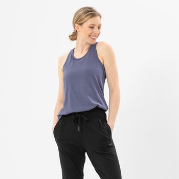 Yoga Basic Harem Pants Organic Cotton Hanna - black | color:schwarz | yoga damen basic harem pants hanna | bio baumwolle | yoga hose basic | yoga damen harem pants nachhaltig
