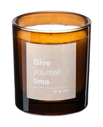 Nachhaltige Duftkerze Give Yourself Time | color:braun |nachhaltige Duftkerze |Yogakerze