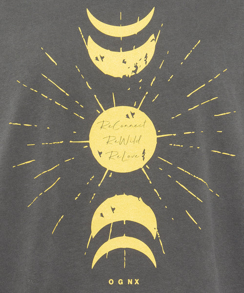 | color:grau |yoga tshirt mond druck |sinah diepold kale&cake