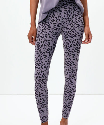 Leggings Leaf Polyamide ♻️ - purple | color:lila |yoga leggings nachhaltig lila