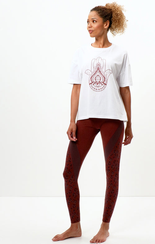 | color:weiß |yoga tshirt hamsa hand weiß bio baumwolle