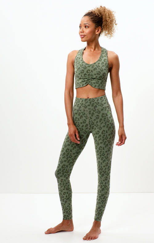 | color:grün |yoga bh leo cropped top grün