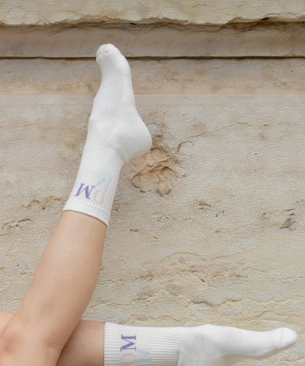 | color:weiß | yoga damen socken OM OM ava | bio baumwolle recyceltes polyester | sportsocken OM OM | yoga damen socken nachhaltig
