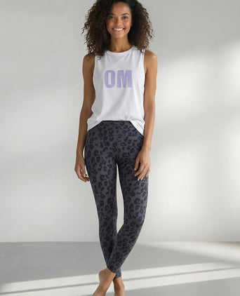 | color:weiss | yoga damen athletic tank tara | bio baumwolle tencel | tank top OM | yoga damen tank top nachhaltig