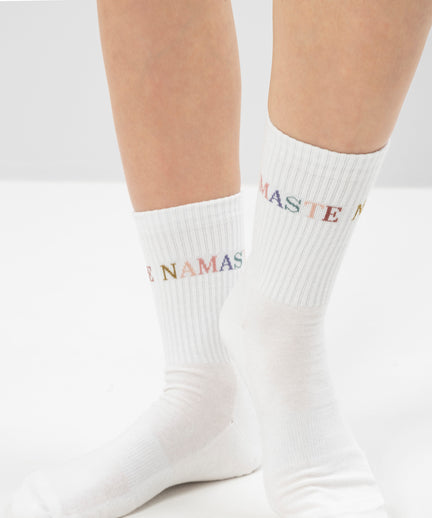| color:weiß | yoga damen socken namaste ava | bio baumwolle recyceltes polyester | sportsocken namaste | yoga damen socken nachhaltig