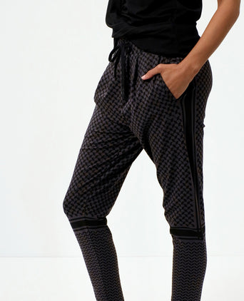 | color:grau |yoga harem pants keffiah grau |yoga kleidung
