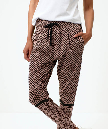 | color:rosa |yoga harem hose keffiah muster |yoga kleidung