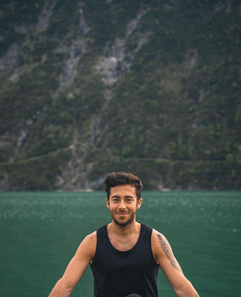 | color:schwarz |yoga tank männer schwarz